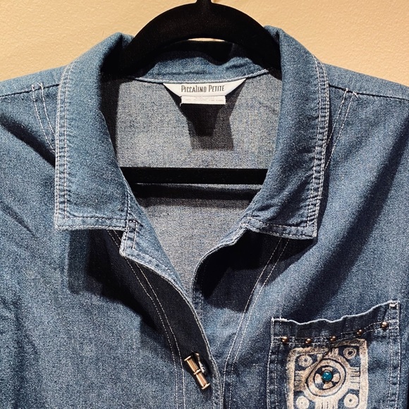 🌟3xHP🌟Embellished Denim Shirt With Boho Vibe 14P - Picture 2 of 8